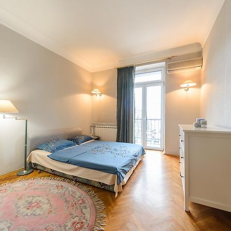Apartment Near Olympic Stadium Kiev Extérieur photo