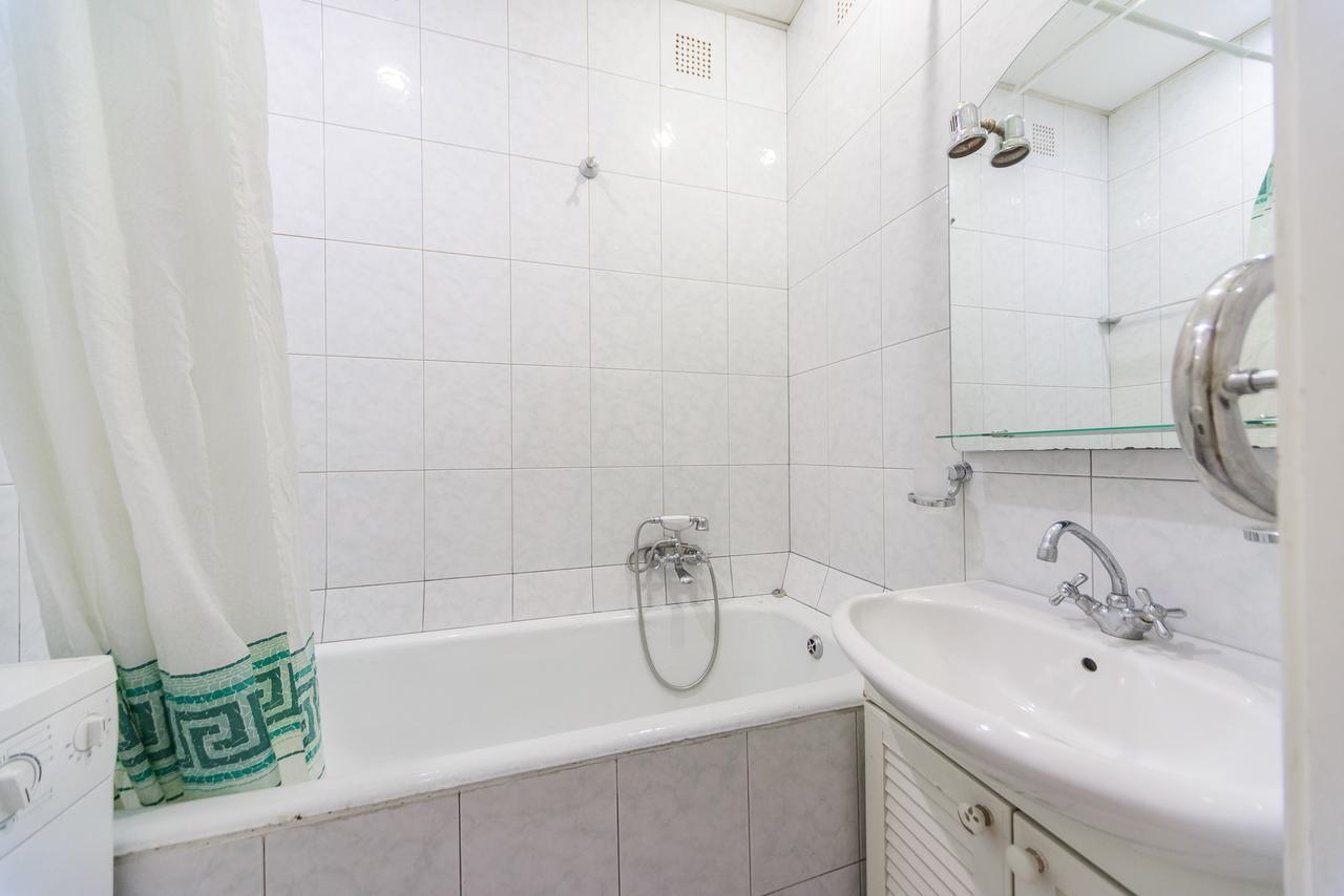 Apartment Near Olympic Stadium Kiev Extérieur photo