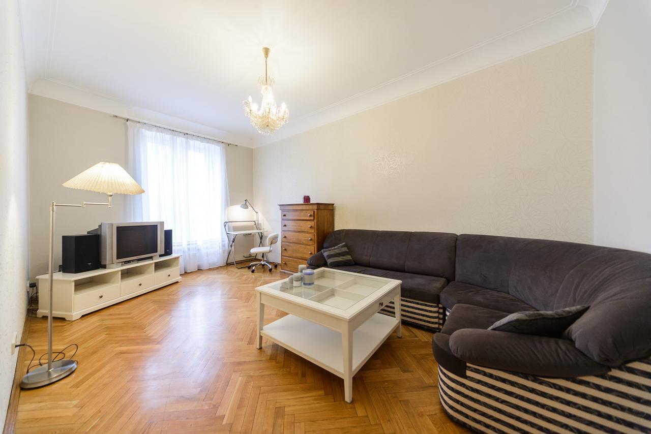 Apartment Near Olympic Stadium Kiev Extérieur photo