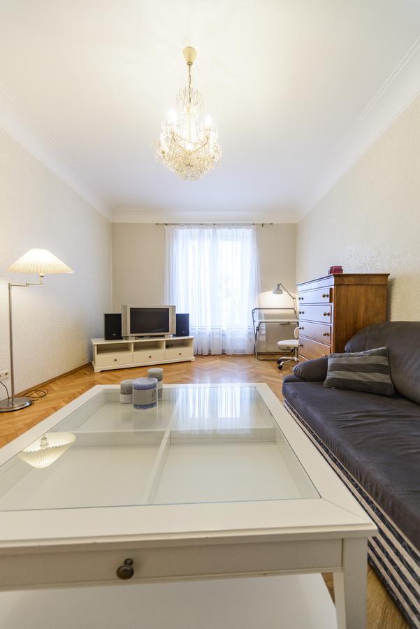 Apartment Near Olympic Stadium Kiev Extérieur photo