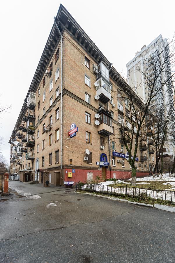 Apartment Near Olympic Stadium Kiev Extérieur photo