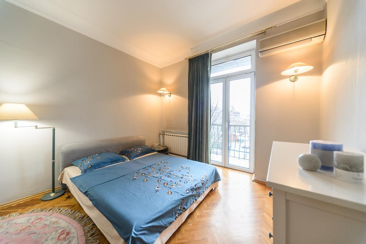 Apartment Near Olympic Stadium Kiev Extérieur photo